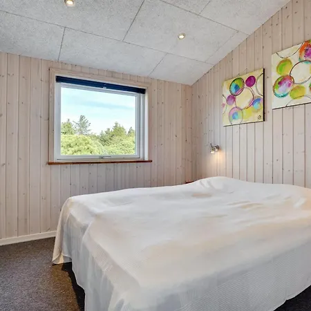 Siegfried - 500m From The Sea By Interhome